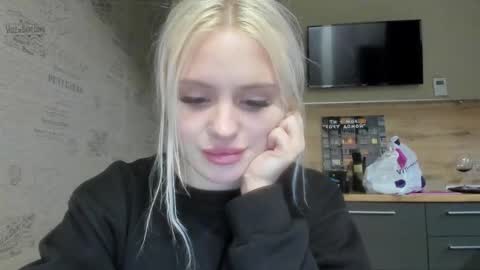 Snapshot of be_daddy chatting on 02.13.25 Summer BABY online show from 02.13.25