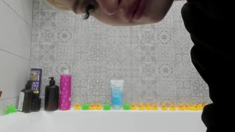 Snapshot of be_daddy chatting on 02.13.25 Summer BABY online show from 02.13.25