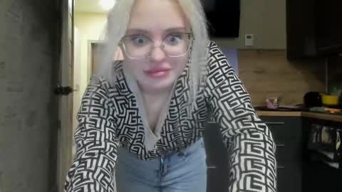 Snapshot of be_daddy chatting on 02.19.25 Summer BABY online show from 02.19.25