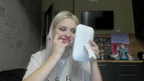 Snapshot of be_daddy chatting on 02.24.25 Summer BABY online show from 02.24.25