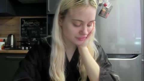 Snapshot of be_daddy chatting on 09.10.25 Summer BABY online show from 09.10.25