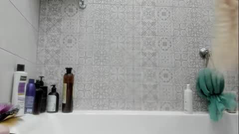 Snapshot of be_daddy chatting on 10.02.25 Summer BABY online show from 10.02.25