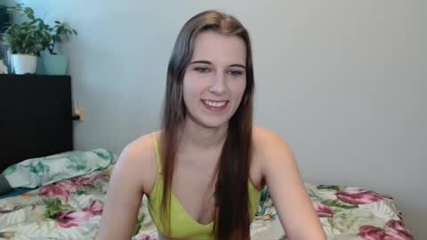 Snapshot of beaosner chatting on 02.04.26 BeaOsner online show from 02.04.26