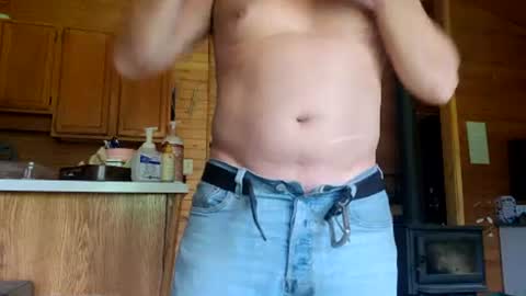 Snapshot of bearded_woodsman chatting on 06.13.26 bearded_woodsman online show from 06.13.26