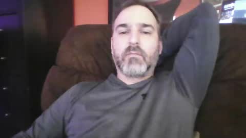 Snapshot of beardedambition chatting on 02.23.25 beardedambition online show from 02.23.25