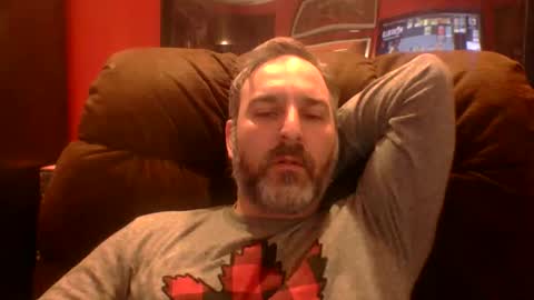 Snapshot of beardedambition chatting on 05.01.26 beardedambition online show from 05.01.26