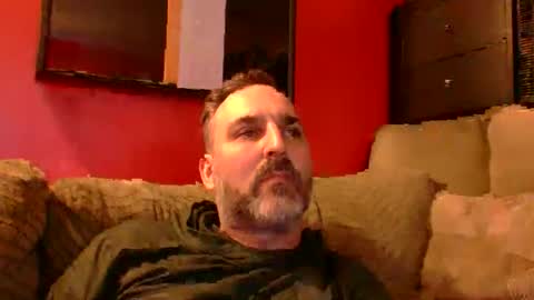 Snapshot of beardedambition chatting on 05.08.26 beardedambition online show from 05.08.26