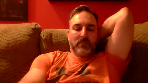 Snapshot of beardedambition chatting on 05.10.26 beardedambition online show from 05.10.26
