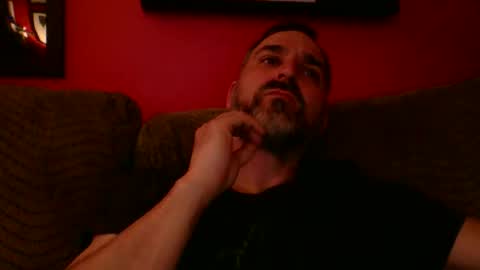 Snapshot of beardedambition chatting on 05.25.26 beardedambition online show from 05.25.26