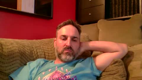 Snapshot of beardedambition chatting on 05.28.26 beardedambition online show from 05.28.26