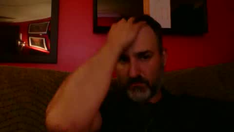 Snapshot of beardedambition chatting on 06.06.26 beardedambition online show from 06.06.26