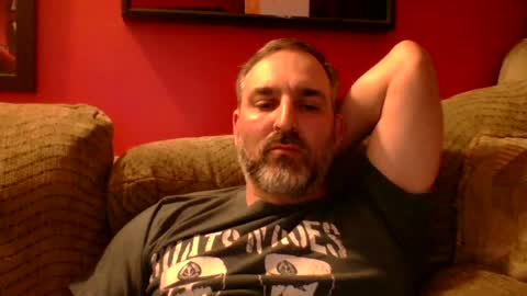 Snapshot of beardedambition chatting on 06.18.26 beardedambition online show from 06.18.26