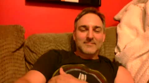 Snapshot of beardedambition chatting on 06.25.26 beardedambition online show from 06.25.26