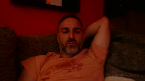 Snapshot of beardedambition chatting on 07.17.26 beardedambition online show from 07.17.26