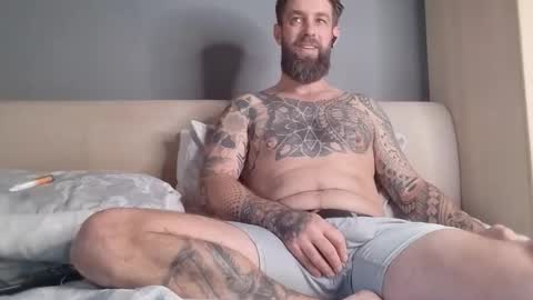 beardedtattedguy online show from 11.01.25