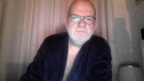 Snapshot of beardman916444 chatting on 02.15.25 Beardman online show from 02.15.25