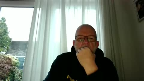 Snapshot of beardman916444 chatting on 11.23.25 Beardman online show from 11.23.25