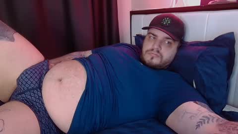 Snapshot of bearway30 chatting on 02.12.25 Bearway31 online show from 02.12.25