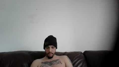 Snapshot of beast77love chatting on 03.15.26 beast77love online show from 03.15.26