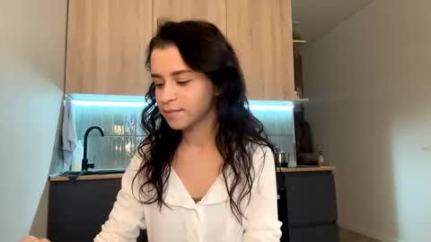 Katie online show from 10.18.25