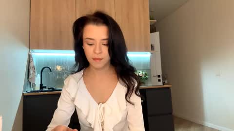 Katie online show from 10.25.25