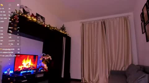 Snapshot of beatricefawne chatting on 01.01.25 Bzzz Bea online show from 01.01.25