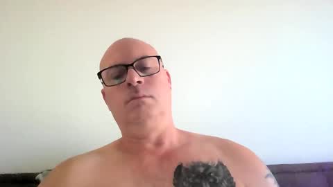 Snapshot of beatsboy87 chatting on 02.15.25 beatsboy87 online show from 02.15.25
