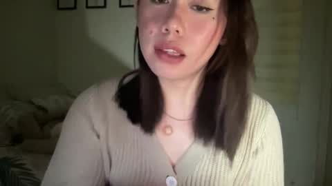 Snapshot of beautiful_lust69 chatting on 12.02.24 Sweet Aya online show from 12.02.24