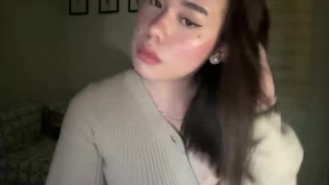 Snapshot of beautiful_lust69 chatting on 12.11.24 Sweet Aya online show from 12.11.24