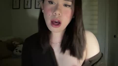 Snapshot of beautiful_lust69 chatting on 01.01.25 Sweet Aya online show from 01.01.25