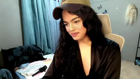 Snapshot of beautiful_messxox chatting on 07.06.26 mess online show from 07.06.26