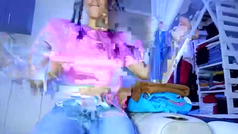 Snapshot of beautifulgia chatting on 03.27.26 Gia online show from 03.27.26