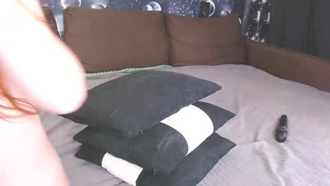 Snapshot of beautifulgina chatting on 12.10.24 Gina online show from 12.10.24