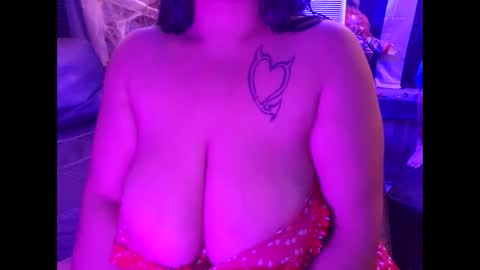 Snapshot of beautifull_sin69 chatting on 10.08.25 MONSTAHEAD69 online show from 10.08.25