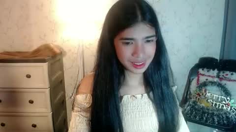 TRIXIE online show from 12.19.25