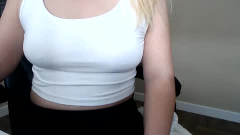 beauty_annyta online show from 04.22.26