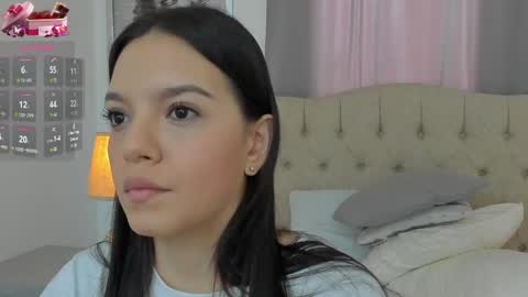 Ariana Reyes online show from 09.29.25