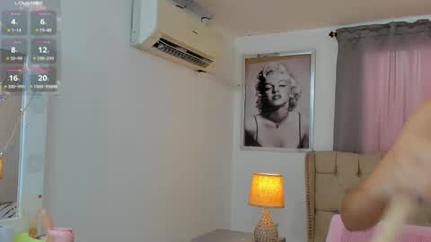 Ariana Reyes online show from 03.04.26