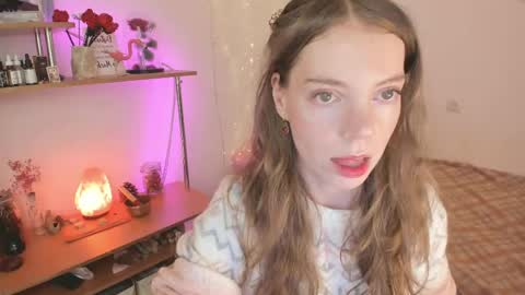 Snapshot of beautyeliise chatting on 05.30.26 Eliise online show from 05.30.26