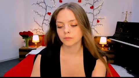 Gloria online show from 10.13.25