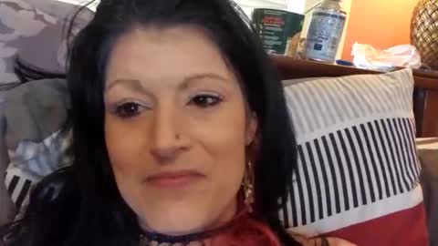 Snapshot of beautyfulkrazy8789 chatting on 05.15.26 beautyfulkrazy8789 online show from 05.15.26