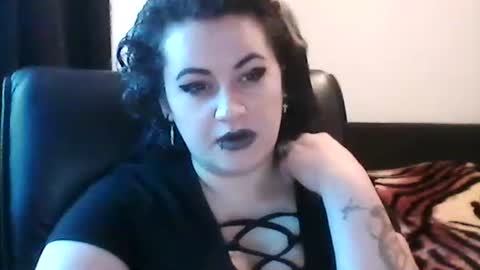 Becca-Van-Boa online show from 02.02.25