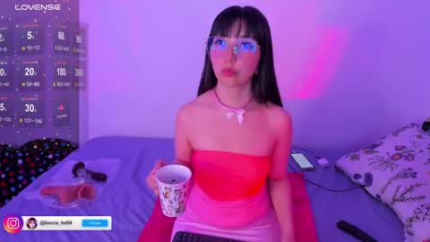 Snapshot of becca_be_ chatting on 03.04.25 Becca is here online show from 03.04.25
