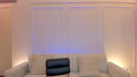 Am Becca online show from 04.04.26