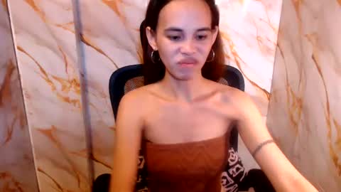 Snapshot of beccamiller22 chatting on 07.07.26 becca online show from 07.07.26