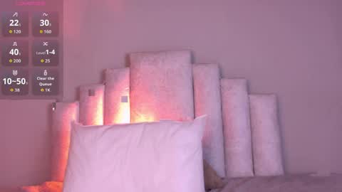 Beecckkkaaa online show from 04.18.26