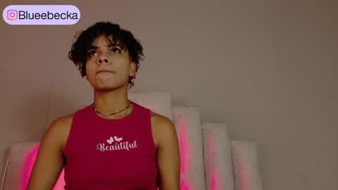 Snapshot of beckablue chatting on 05.12.26 Beecckkkaaa online show from 05.12.26