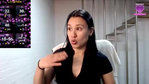 Daniela online show from 11.17.25