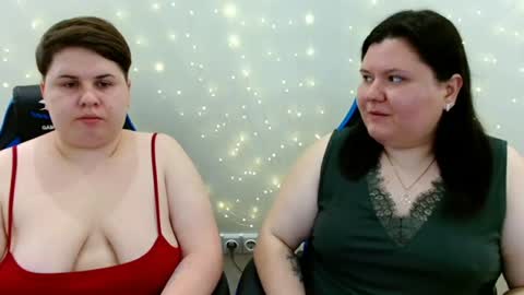 Snapshot of beckyandellen chatting on 06.27.26 BeckyAndEllen online show from 06.27.26