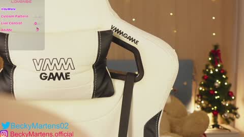 Snapshot of beckymartens chatting on 01.10.25 BeckyMartens come join me on while im offline here online show from 01.10.25